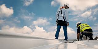 Fast & Reliable Emergency Roof Repairs in Lakeside, OR